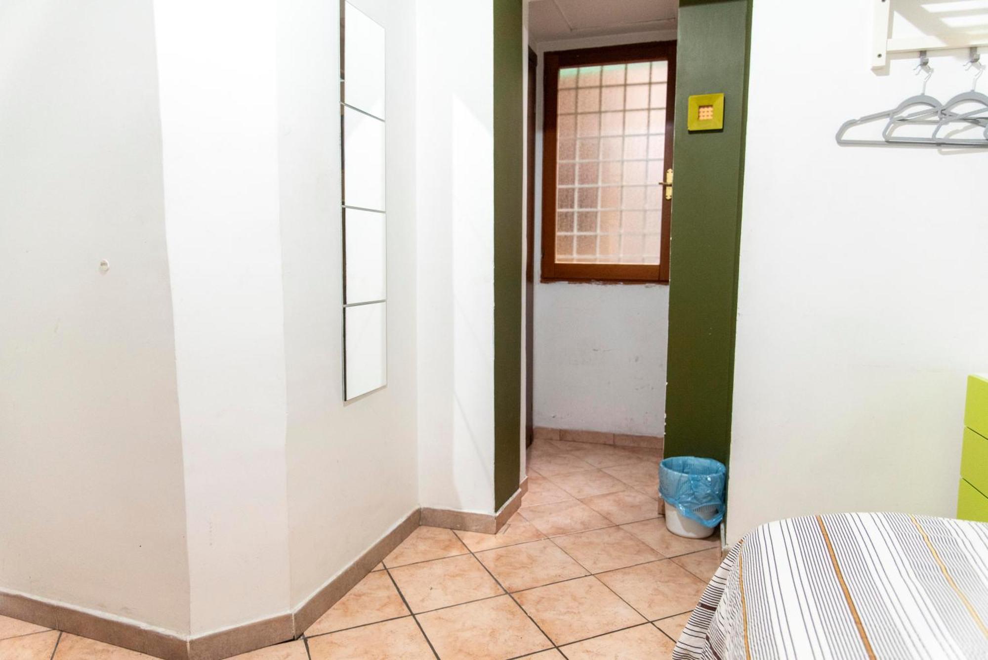 Fruitroom Affittacamere Roma